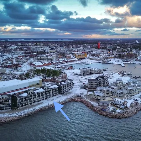 Solara In Kuningatarranta * Hanko