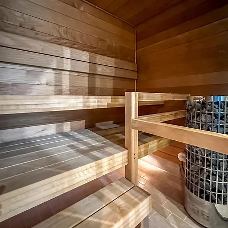 Apartment Solara In Kuningatarranta